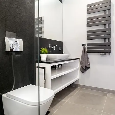 Apartament Wenecjanska I Boznicza Apartament